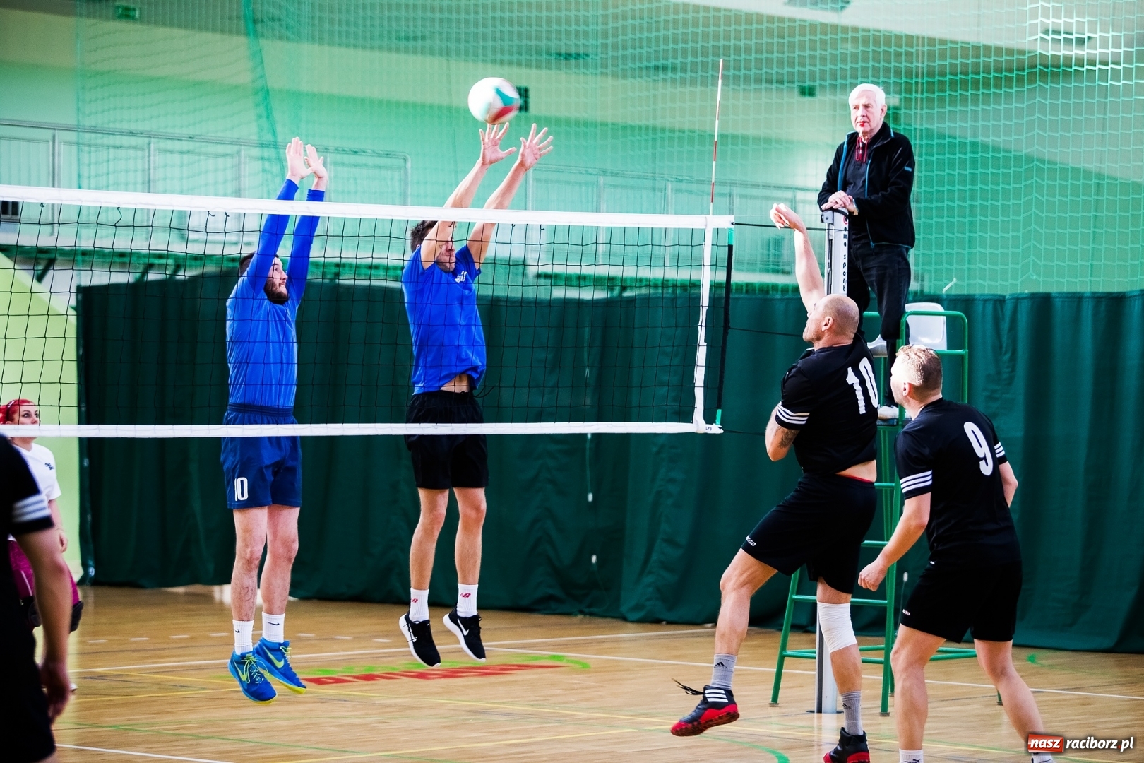 Zdjęcie w galerii na portalu naszraciborz.pl: JP Telebim RLPS: Hit kolejki dla Lunatyków wiadomości z regionu