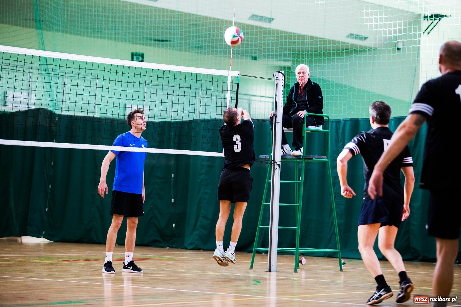 Zdjęcie w galerii na portalu naszraciborz.pl: JP Telebim RLPS: Hit kolejki dla Lunatyków wiadomości z regionu
