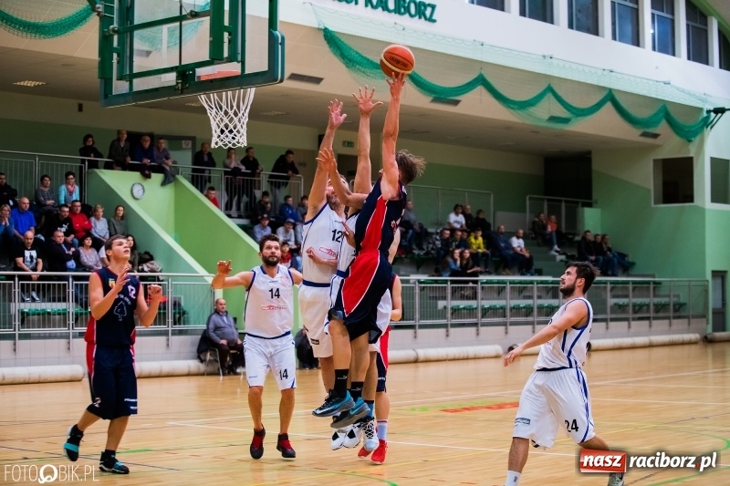 Zdjęcie w galerii na portalu naszraciborz.pl: Ofensywa Racibórz z kompletem punktów  wiadomości z regionu
