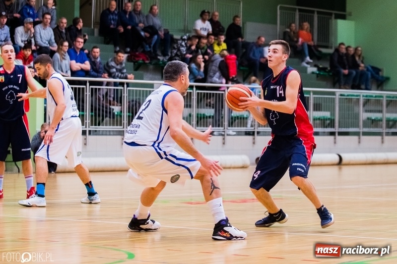 Zdjęcie w galerii na portalu naszraciborz.pl: Ofensywa Racibórz z kompletem punktów  wiadomości z regionu