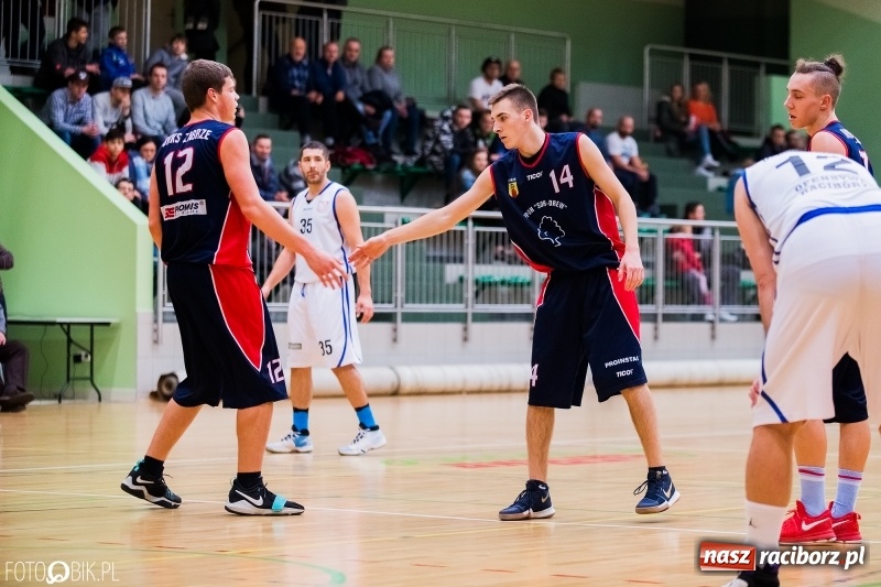Zdjęcie w galerii na portalu naszraciborz.pl: Ofensywa Racibórz z kompletem punktów  wiadomości z regionu