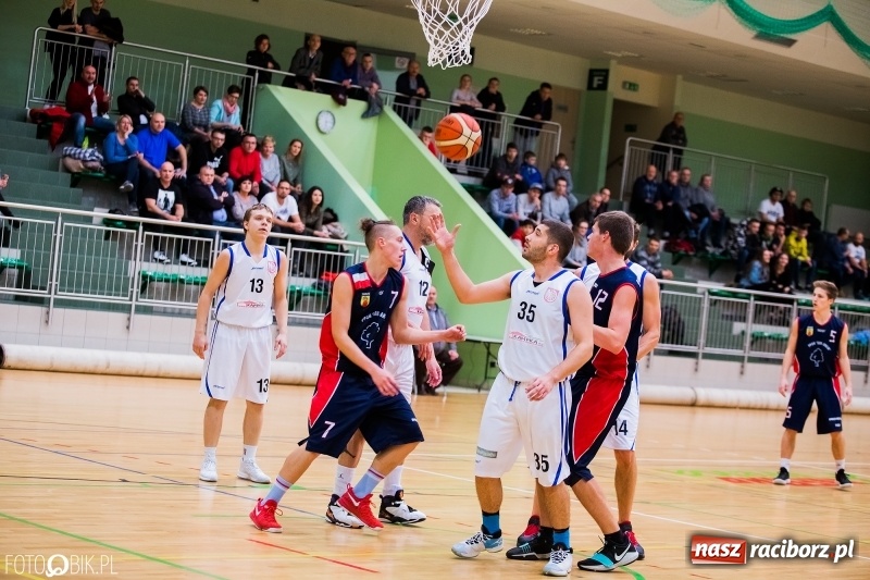 Zdjęcie w galerii na portalu naszraciborz.pl: Ofensywa Racibórz z kompletem punktów  wiadomości z regionu