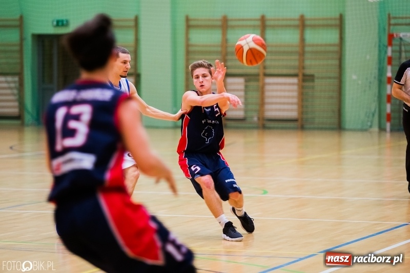 Zdjęcie w galerii na portalu naszraciborz.pl: Ofensywa Racibórz z kompletem punktów  wiadomości z regionu