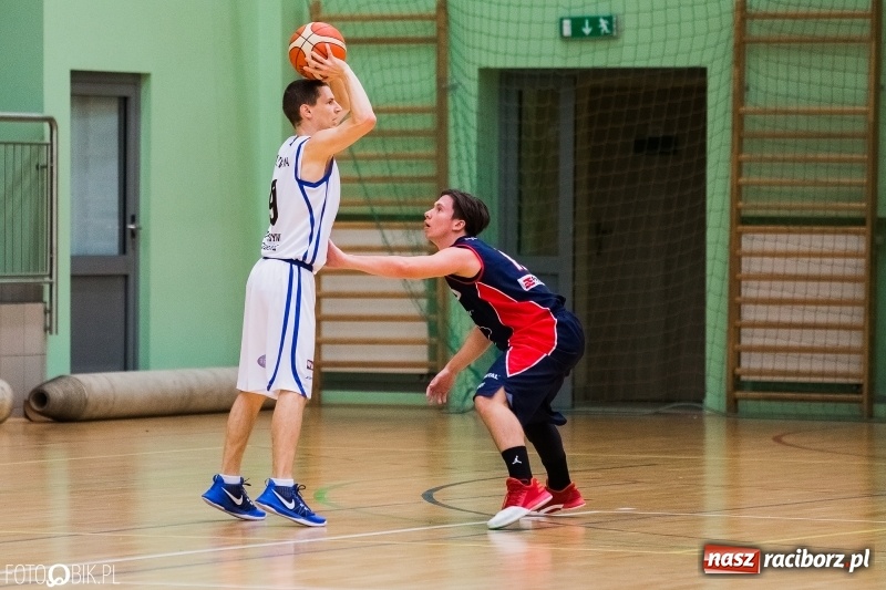 Zdjęcie w galerii na portalu naszraciborz.pl: Ofensywa Racibórz z kompletem punktów  wiadomości z regionu