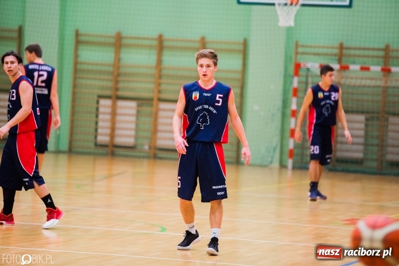 Zdjęcie w galerii na portalu naszraciborz.pl: Ofensywa Racibórz z kompletem punktów  wiadomości z regionu