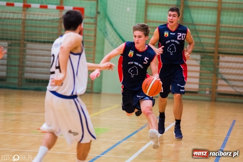 Zdjęcie w galerii na portalu naszraciborz.pl: Ofensywa Racibórz z kompletem punktów  wiadomości z regionu