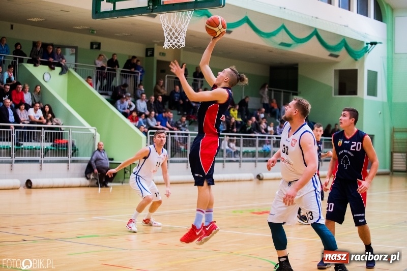 Zdjęcie w galerii na portalu naszraciborz.pl: Ofensywa Racibórz z kompletem punktów  wiadomości z regionu