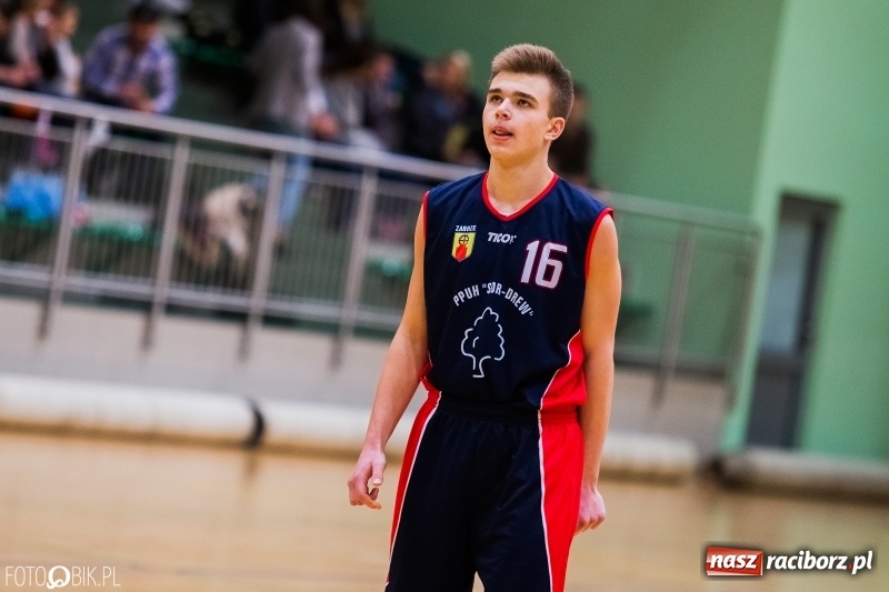 Zdjęcie w galerii na portalu naszraciborz.pl: Ofensywa Racibórz z kompletem punktów  wiadomości z regionu