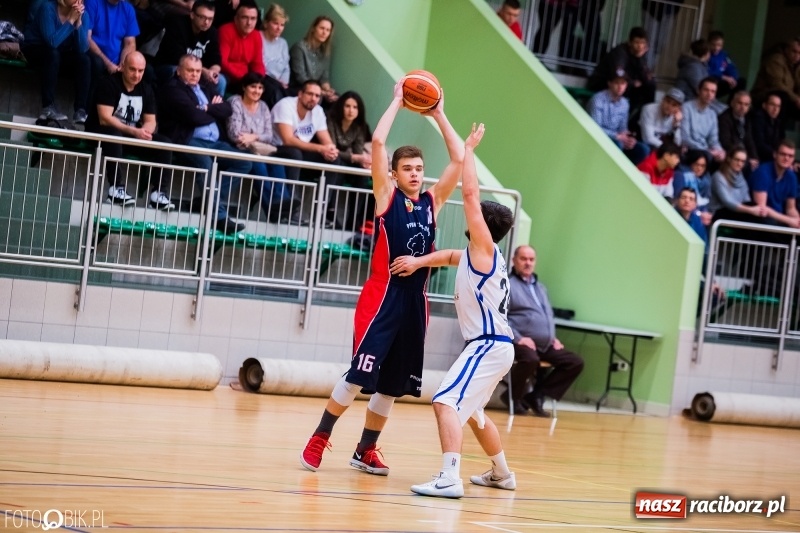 Zdjęcie w galerii na portalu naszraciborz.pl: Ofensywa Racibórz z kompletem punktów  wiadomości z regionu