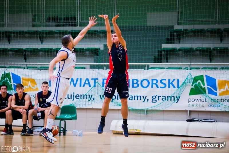 Zdjęcie w galerii na portalu naszraciborz.pl: Ofensywa Racibórz z kompletem punktów  wiadomości z regionu