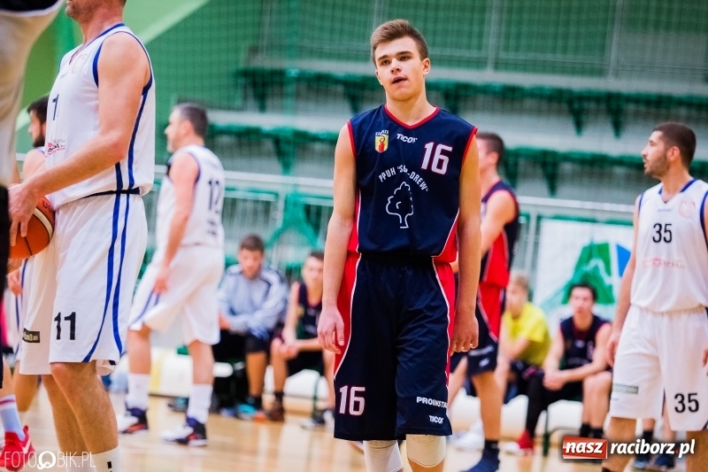 Zdjęcie w galerii na portalu naszraciborz.pl: Ofensywa Racibórz z kompletem punktów  wiadomości z regionu