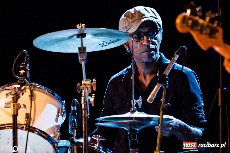 Zdjęcie w galerii na portalu naszraciborz.pl: Koncert Manu Katché Trio w ramach Palm Jazz Days Festival wiadomości z regionu