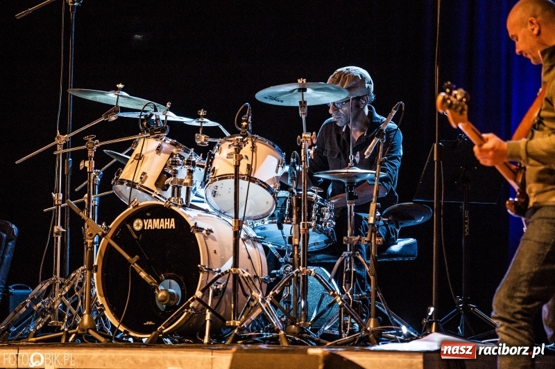 Zdjęcie w galerii na portalu naszraciborz.pl: Koncert Manu Katché Trio w ramach Palm Jazz Days Festival wiadomości z regionu