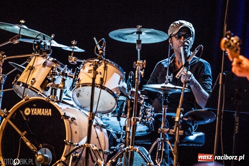 Zdjęcie w galerii na portalu naszraciborz.pl: Koncert Manu Katché Trio w ramach Palm Jazz Days Festival wiadomości z regionu