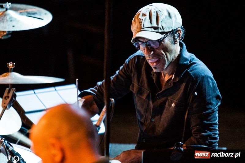 Zdjęcie w galerii na portalu naszraciborz.pl: Koncert Manu Katché Trio w ramach Palm Jazz Days Festival wiadomości z regionu