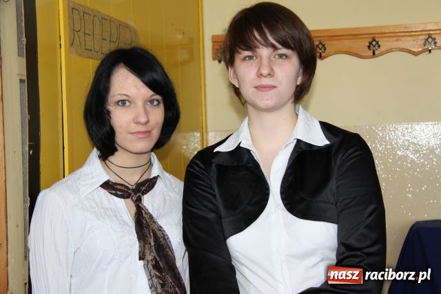 Zdjęcie w galerii na portalu naszraciborz.pl: Przyszłość wiążą z hotelarstwem wiadomości z regionu