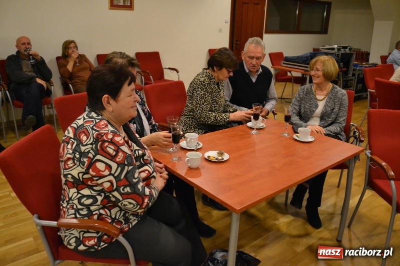 Zdjęcie w galerii na portalu naszraciborz.pl: Guitar Mark - koncert bluesa z elementami edukacyjnymi za nami  wiadomości z regionu