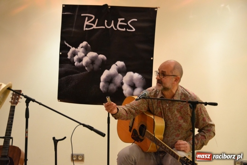 Zdjęcie w galerii na portalu naszraciborz.pl: Guitar Mark - koncert bluesa z elementami edukacyjnymi za nami  wiadomości z regionu