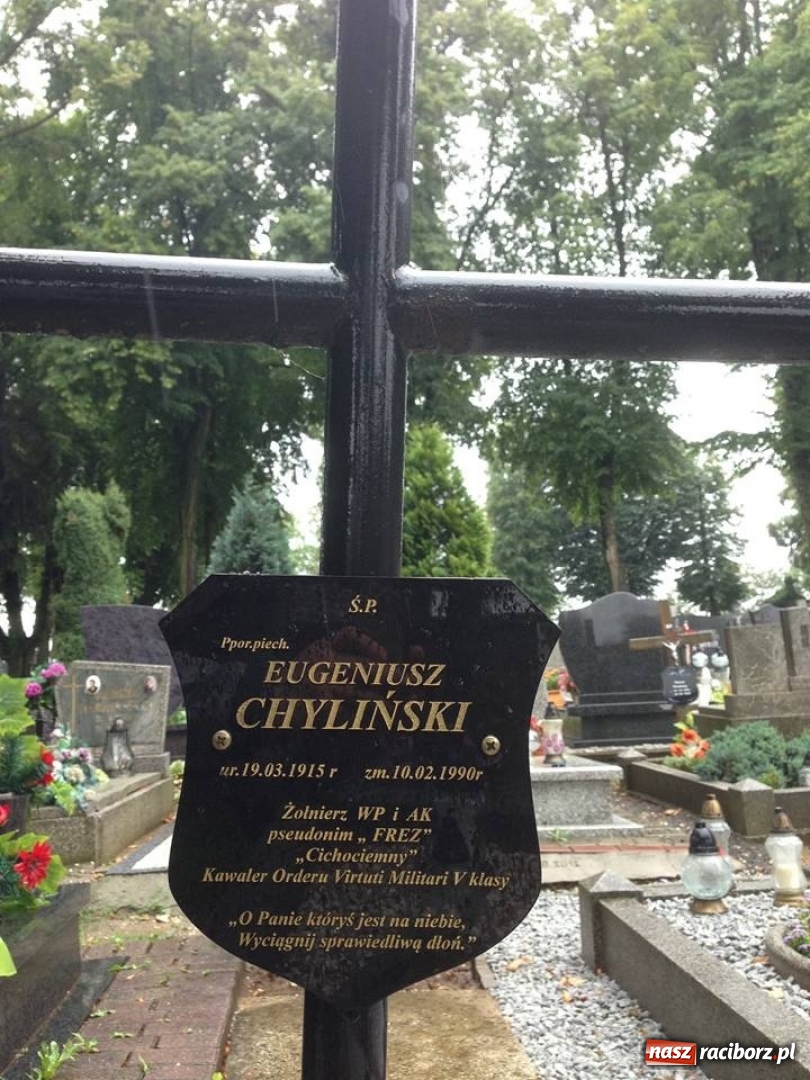 Zdjęcie w galerii na portalu naszraciborz.pl: Porucznik Eugeniusz Chyliński i cichociemni - coraz żywsza pamięć o bohaterze spoczywającym w Raciborzu wiadomości z regionu