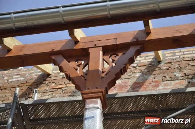 Zdjęcie w galerii na portalu naszraciborz.pl: Dobre tempo prac na zamku wiadomości z regionu