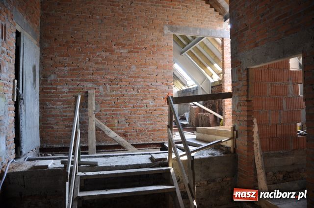 Zdjęcie w galerii na portalu naszraciborz.pl: Dobre tempo prac na zamku wiadomości z regionu