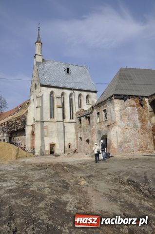 Zdjęcie w galerii na portalu naszraciborz.pl: Dobre tempo prac na zamku wiadomości z regionu