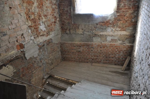 Zdjęcie w galerii na portalu naszraciborz.pl: Dobre tempo prac na zamku wiadomości z regionu