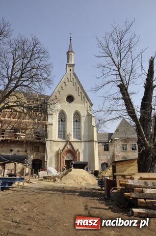 Zdjęcie w galerii na portalu naszraciborz.pl: Dobre tempo prac na zamku wiadomości z regionu