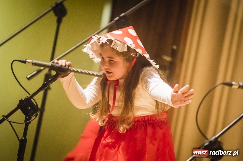 Zdjęcie w galerii na portalu naszraciborz.pl: I Przegląd Małych Form Teatralnych w RCK wiadomości z regionu