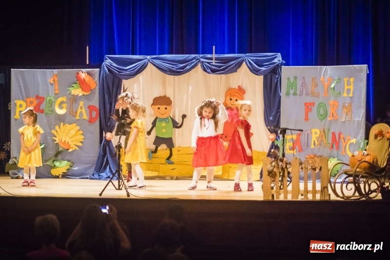 Zdjęcie w galerii na portalu naszraciborz.pl: I Przegląd Małych Form Teatralnych w RCK wiadomości z regionu