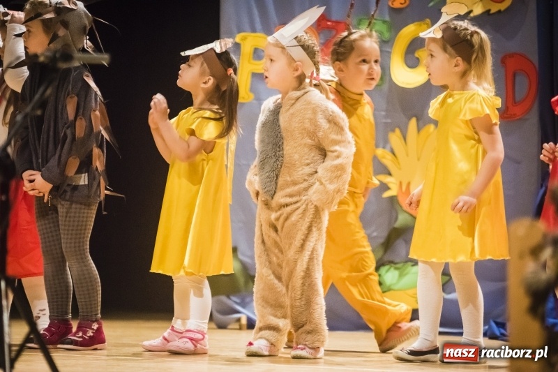 Zdjęcie w galerii na portalu naszraciborz.pl: I Przegląd Małych Form Teatralnych w RCK wiadomości z regionu