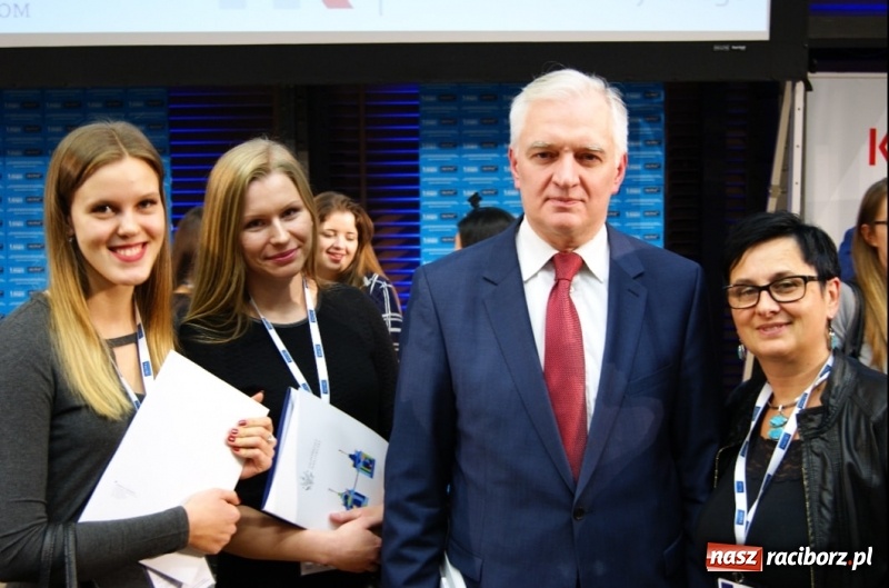 Zdjęcie w galerii na portalu naszraciborz.pl: Koło Naukowe Pedagogów PWSZ w Raciborzu na Interdyscyplinarnym Kongresie Akademickiego Ruchu Naukowego Ikona 2017 wiadomości z regionu