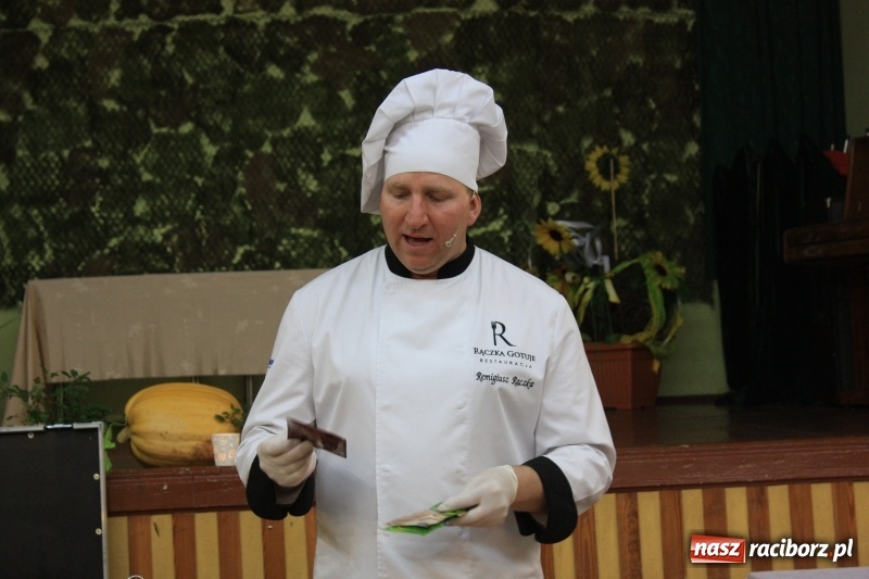 Zdjęcie w galerii na portalu naszraciborz.pl: Swojsko i sielsko. Remigiusz Rączka w Borucinie wiadomości z regionu