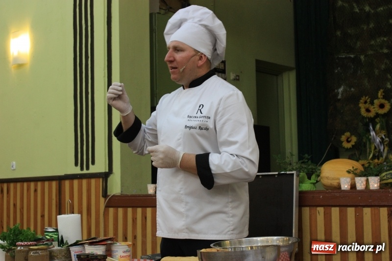 Zdjęcie w galerii na portalu naszraciborz.pl: Swojsko i sielsko. Remigiusz Rączka w Borucinie wiadomości z regionu