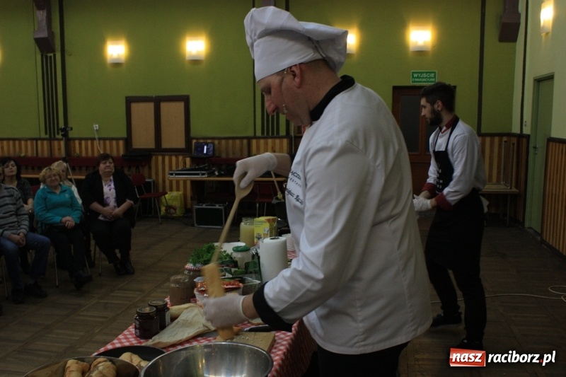 Zdjęcie w galerii na portalu naszraciborz.pl: Swojsko i sielsko. Remigiusz Rączka w Borucinie wiadomości z regionu