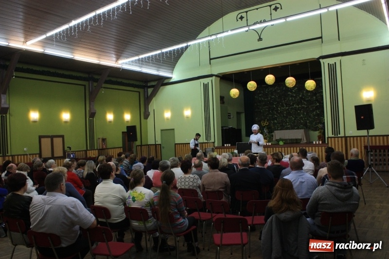 Zdjęcie w galerii na portalu naszraciborz.pl: Swojsko i sielsko. Remigiusz Rączka w Borucinie wiadomości z regionu