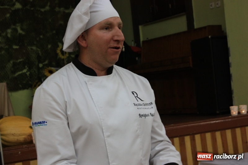 Zdjęcie w galerii na portalu naszraciborz.pl: Swojsko i sielsko. Remigiusz Rączka w Borucinie wiadomości z regionu