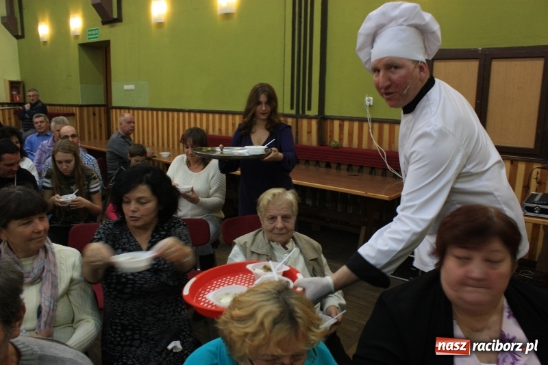 Zdjęcie w galerii na portalu naszraciborz.pl: Swojsko i sielsko. Remigiusz Rączka w Borucinie wiadomości z regionu