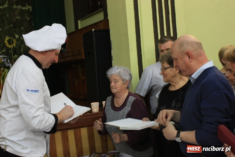 Zdjęcie w galerii na portalu naszraciborz.pl: Swojsko i sielsko. Remigiusz Rączka w Borucinie wiadomości z regionu