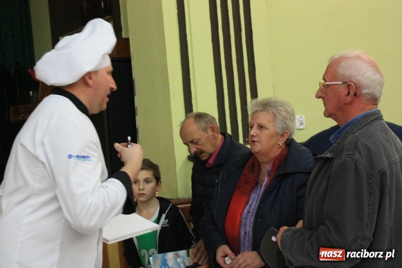 Zdjęcie w galerii na portalu naszraciborz.pl: Swojsko i sielsko. Remigiusz Rączka w Borucinie wiadomości z regionu