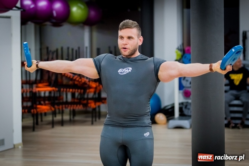 Zdjęcie w galerii na portalu naszraciborz.pl: Paula Mocior i Piotr Borecki gośćmi specjalnymi trzecich urodzin BrooklynGym wiadomości z regionu