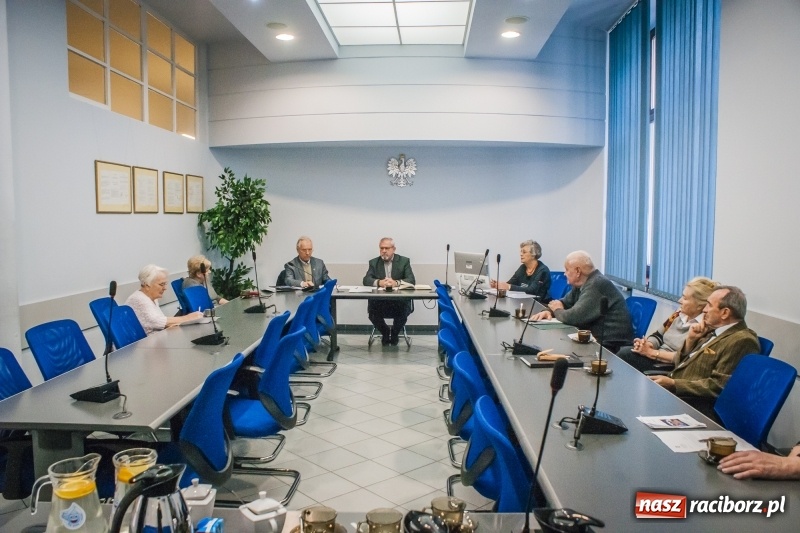Zdjęcie w galerii na portalu naszraciborz.pl: Obradowała raciborska Rada Seniorów wiadomości z regionu