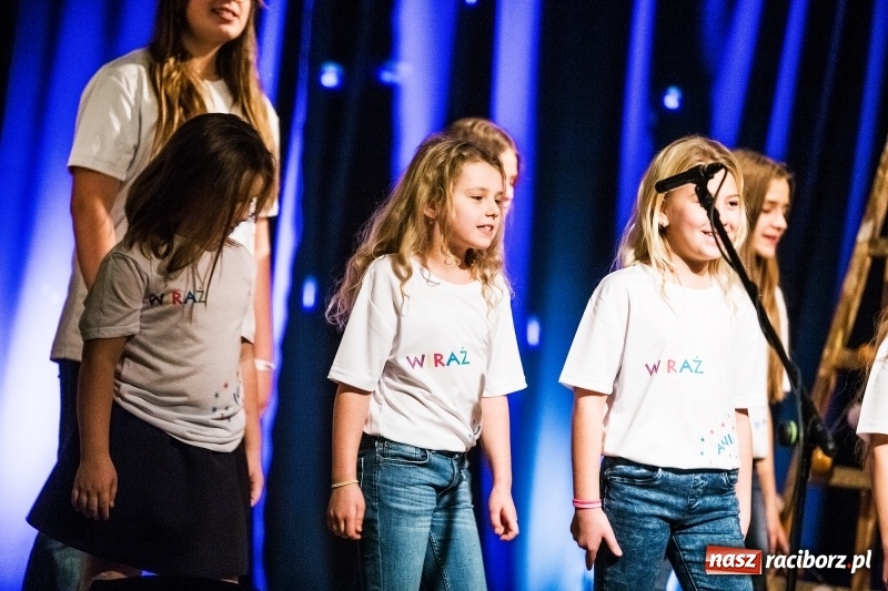 Zdjęcie w galerii na portalu naszraciborz.pl: Jesienne Granie w Młodzieżowym Domu Kultury wiadomości z regionu