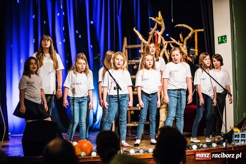 Zdjęcie w galerii na portalu naszraciborz.pl: Jesienne Granie w Młodzieżowym Domu Kultury wiadomości z regionu