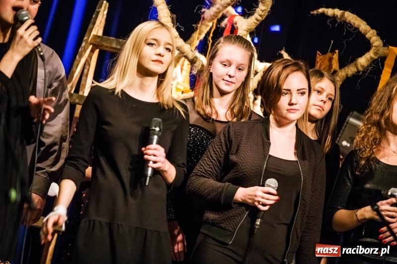 Zdjęcie w galerii na portalu naszraciborz.pl: Jesienne Granie w Młodzieżowym Domu Kultury wiadomości z regionu