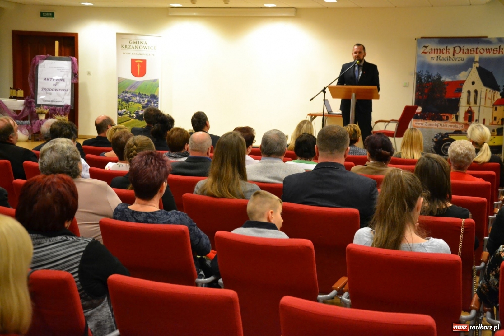 Zdjęcie w galerii na portalu naszraciborz.pl: Aktywni dla Społeczeństwa w gminie Krzanowice - gala na Zamku Piastowskim wiadomości z regionu