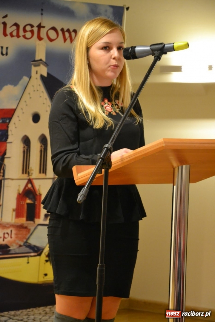 Zdjęcie w galerii na portalu naszraciborz.pl: Aktywni dla Społeczeństwa w gminie Krzanowice - gala na Zamku Piastowskim wiadomości z regionu