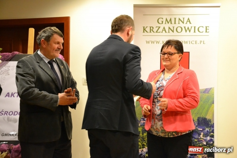 Zdjęcie w galerii na portalu naszraciborz.pl: Aktywni dla Społeczeństwa w gminie Krzanowice - gala na Zamku Piastowskim wiadomości z regionu