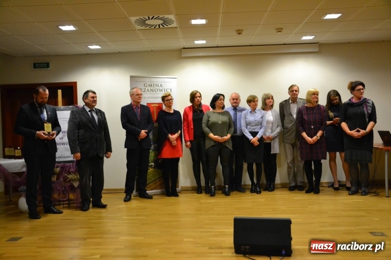 Zdjęcie w galerii na portalu naszraciborz.pl: Aktywni dla Społeczeństwa w gminie Krzanowice - gala na Zamku Piastowskim wiadomości z regionu