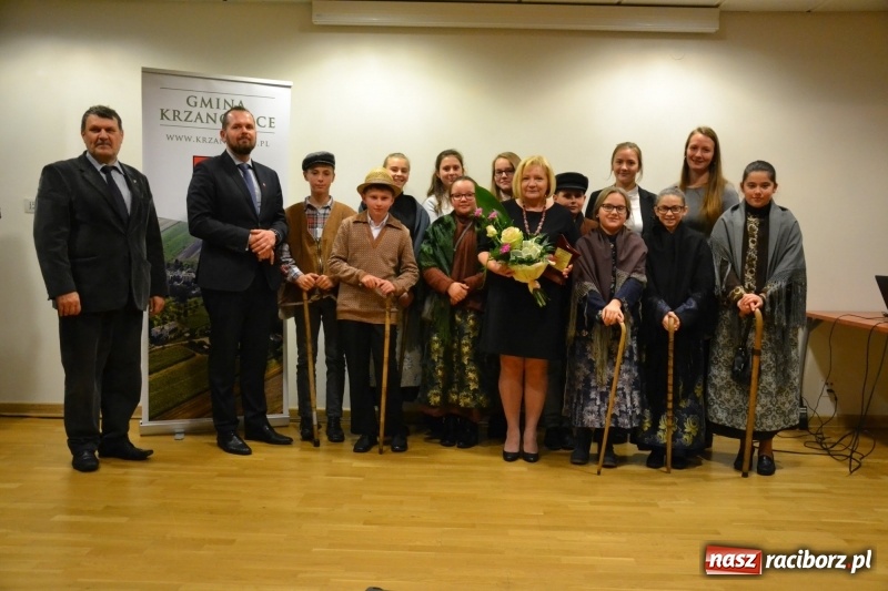 Zdjęcie w galerii na portalu naszraciborz.pl: Aktywni dla Społeczeństwa w gminie Krzanowice - gala na Zamku Piastowskim wiadomości z regionu